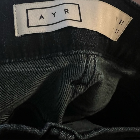 3/$30 🍂 AYR The Riser Dark Wash Raw Hem Jeans - Picture 11 of 12